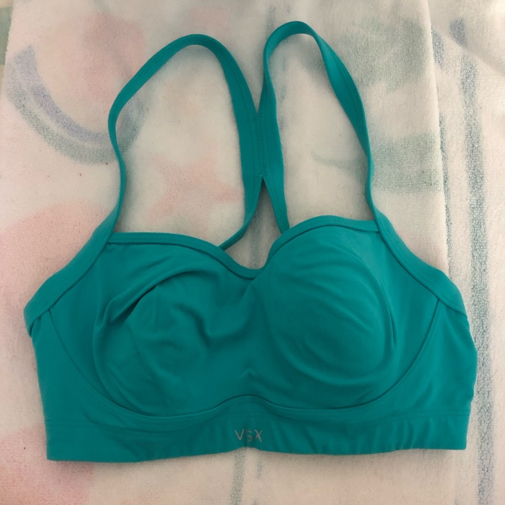 Victoria’s Secret Angel Sports Bra 32C